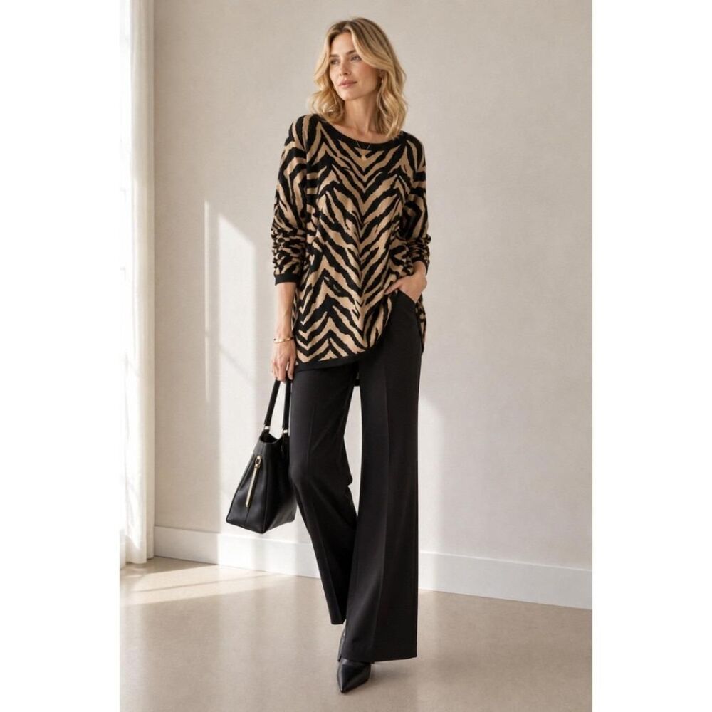 Cabi Zebra Tunic Sweater Tan Black Animal Print Scoop Neck Relaxed Size M